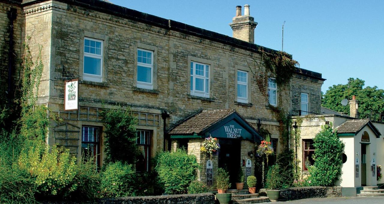The Walnut Tree Inn Blisworth Экстерьер фото