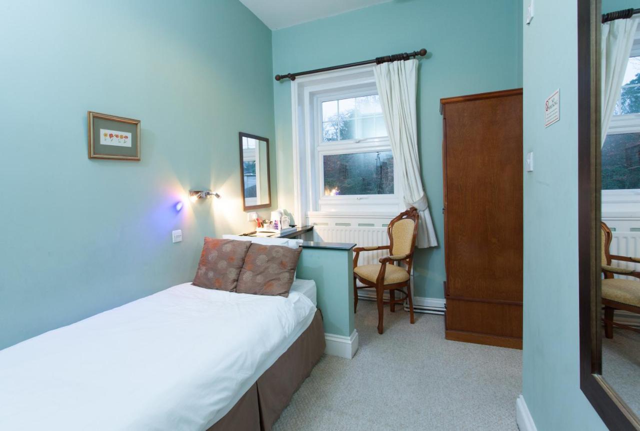 The Walnut Tree Inn Blisworth Экстерьер фото