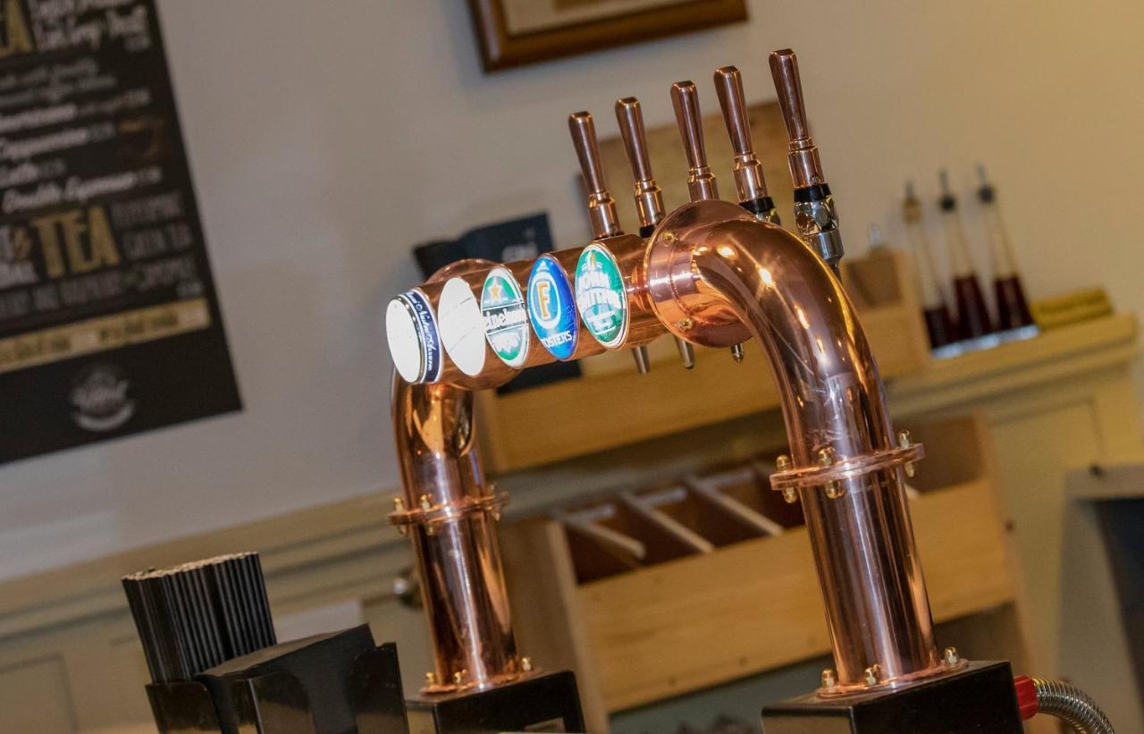 The Walnut Tree Inn Blisworth Экстерьер фото